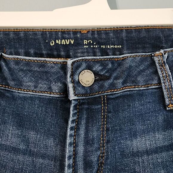 Old Navy Rockstar Mid-Rise Skinny Jeans 👖 - Picture 5 of 11